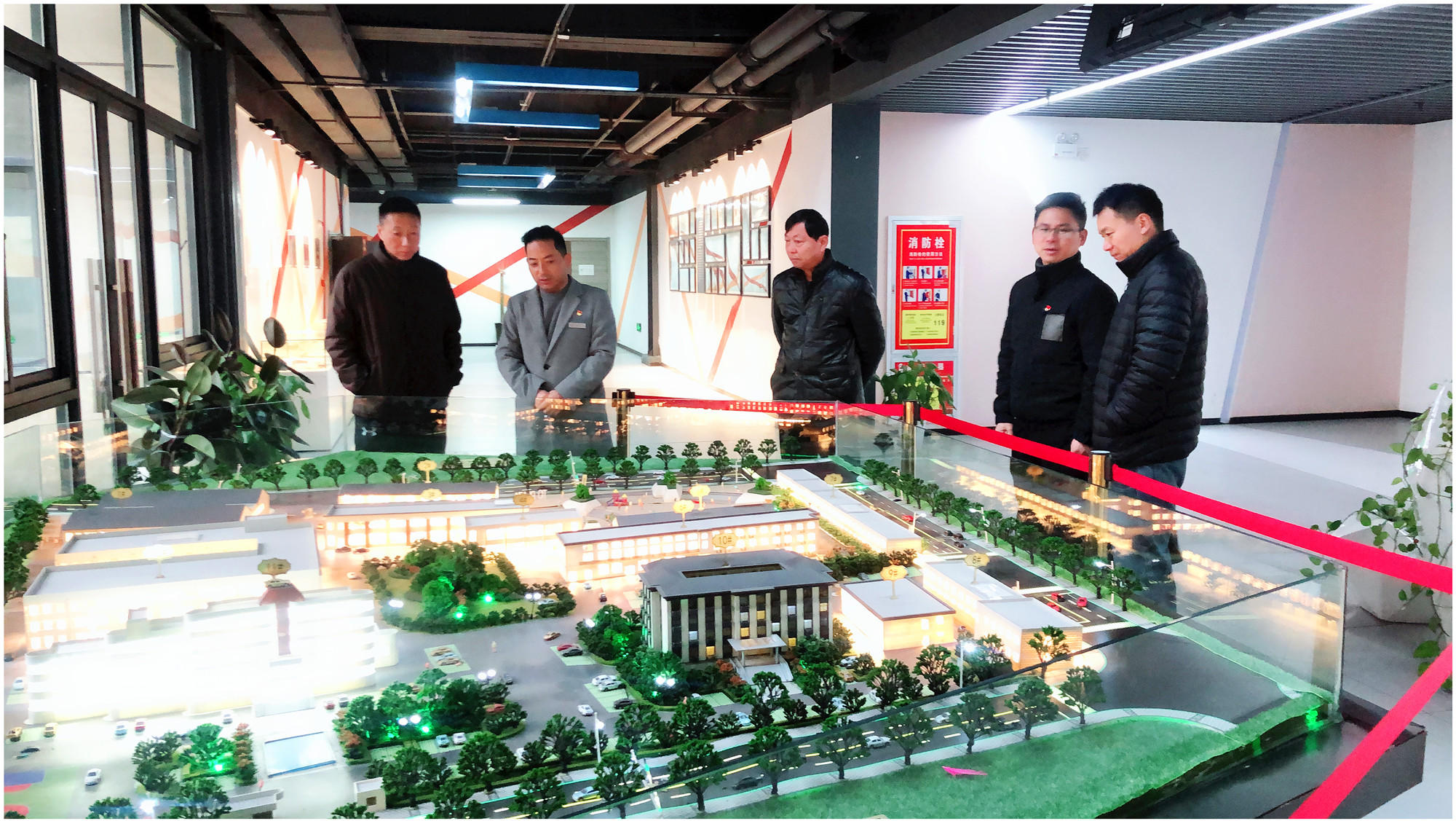 廬陽區(qū)政協(xié)黨組成員、秘書長尹楊 蒞臨廬陽建華文創(chuàng)園調(diào)研指導