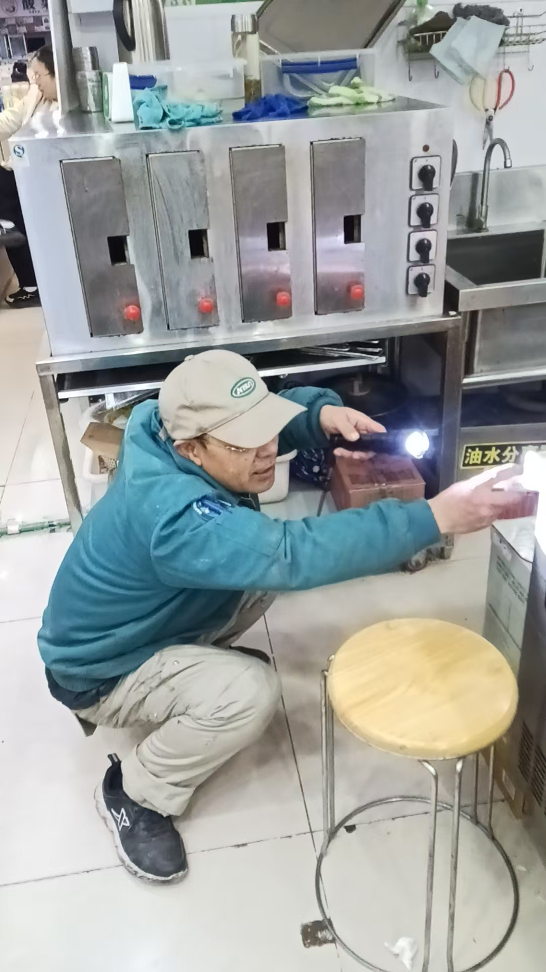 專業(yè)除四害，守護美食天地